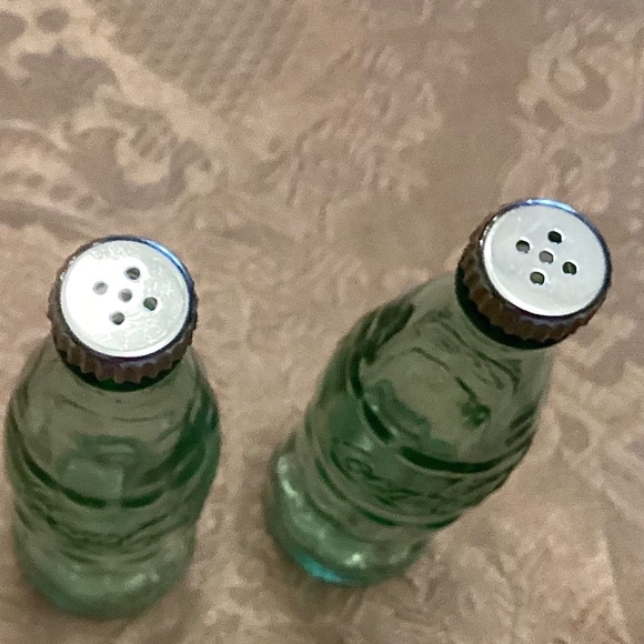 Vintage Coca Cola Mini 4.5" Green Glass Salt & Pepper Shakers, Metal Lids - Picture 6 of 7
